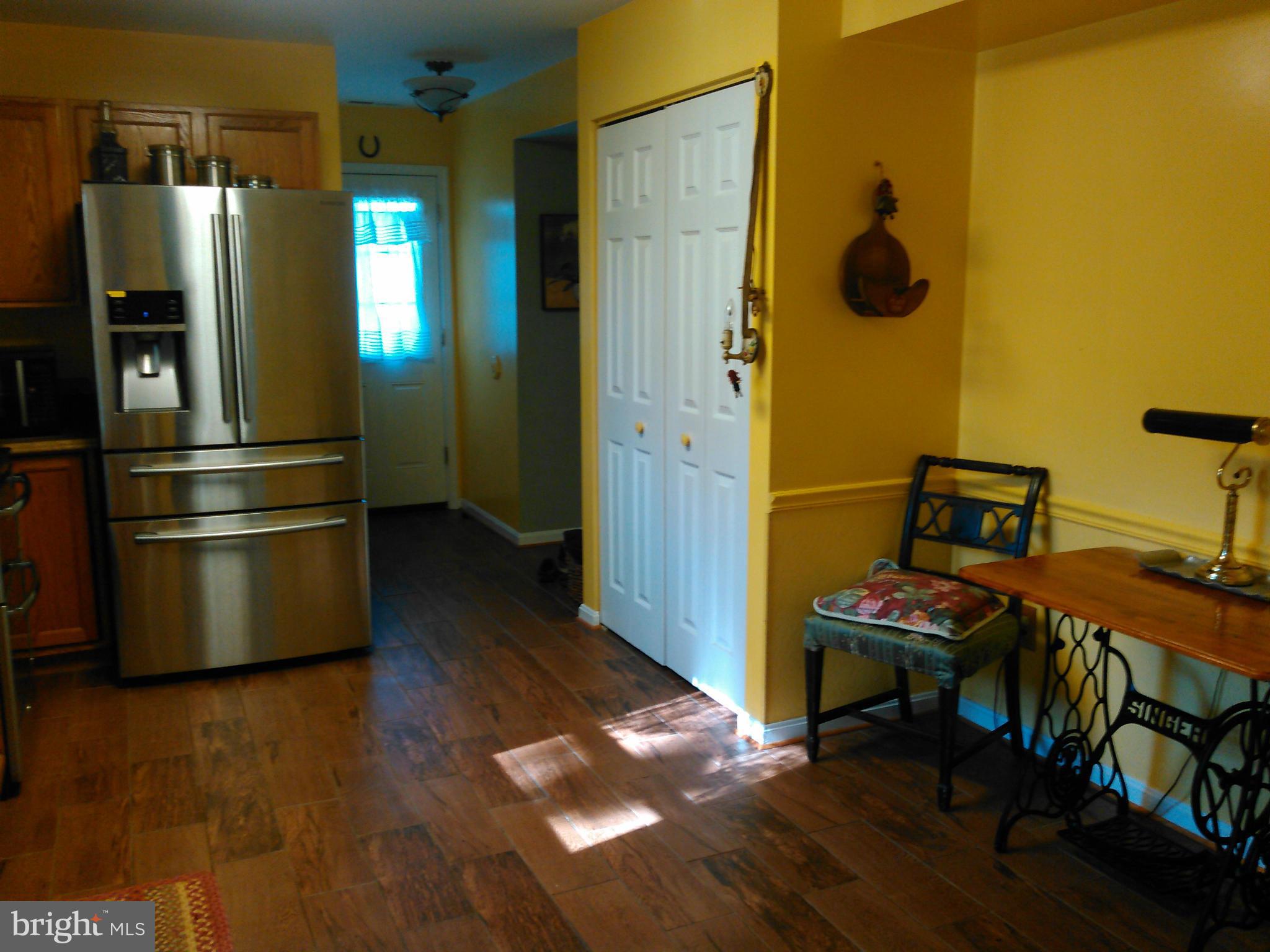 321 Salisbury Road Edgewater, MD 21037 - Photo 9 of 27 Kitchen