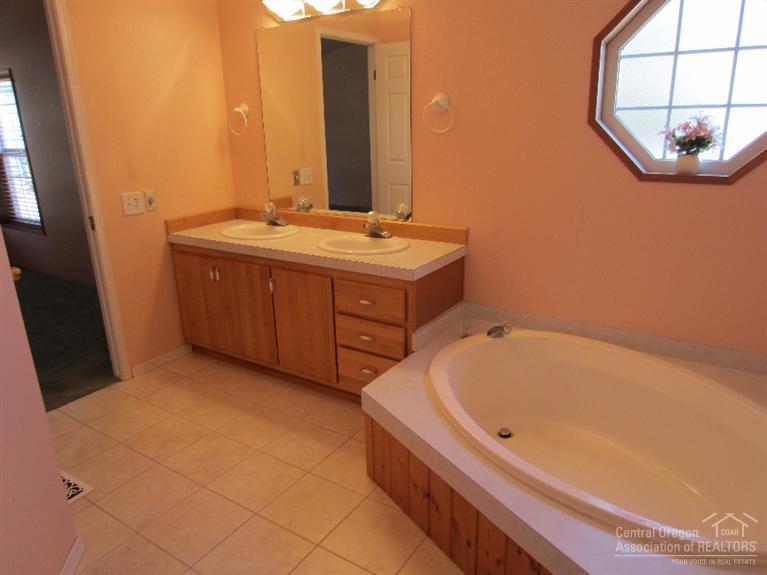 9702 Southwest Shad Road Terrebonne, OR 97760 - Photo 10 of 25 Additional Photo