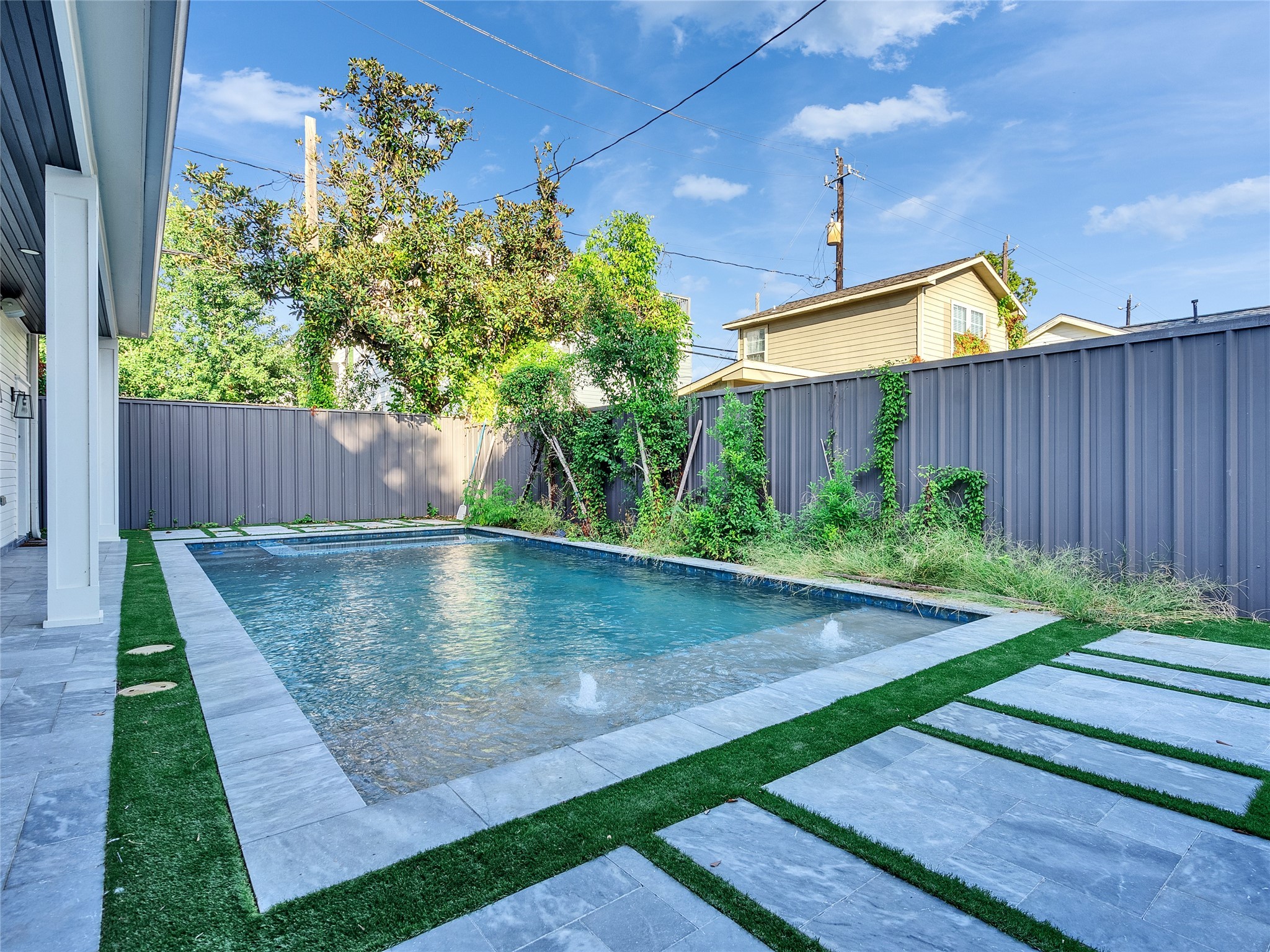 1109 Rutland Street Houston, TX 77008 - Photo 4 of 50