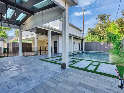 $1,199,999 | 1109 Rutland Street, Houston, TX 77008