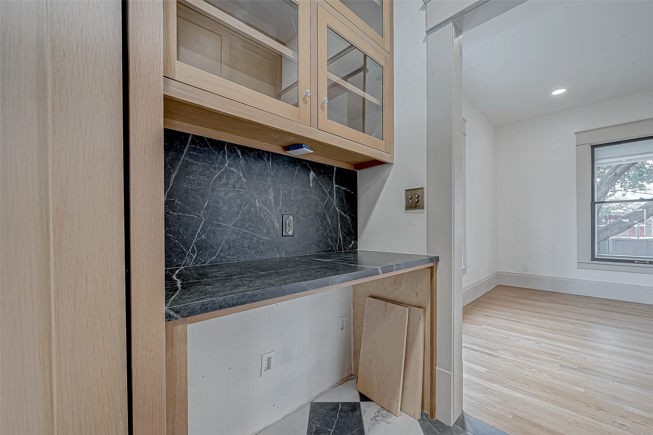 1109 Rutland Street Houston, TX 77008 - Photo 9 of 50