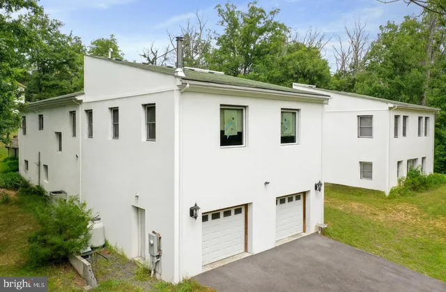 $599,900 | 525 Rolling Rock Road, Star Tannery, VA 22654