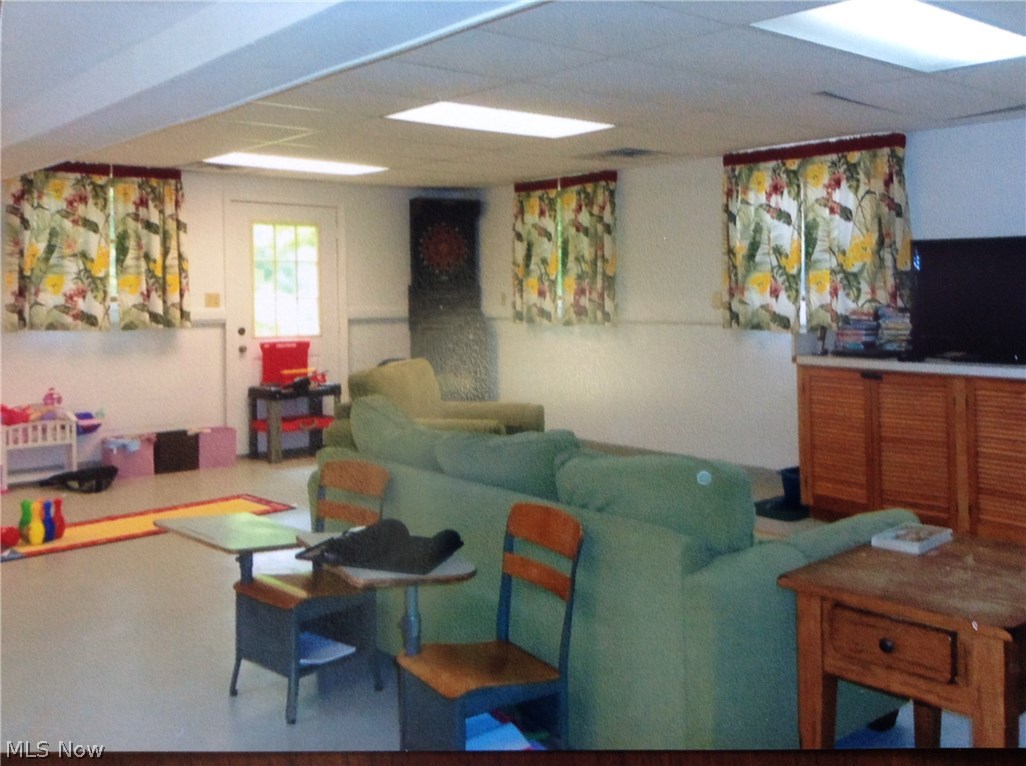 10421-10423 Rischel Road Wadsworth, OH 44281 - Photo 10 of 12
