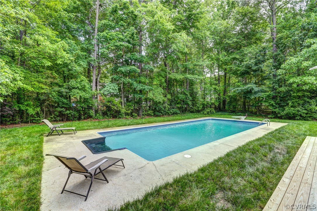 14211 Chepstow Road Midlothian, VA 23113 - Photo 3 of 49