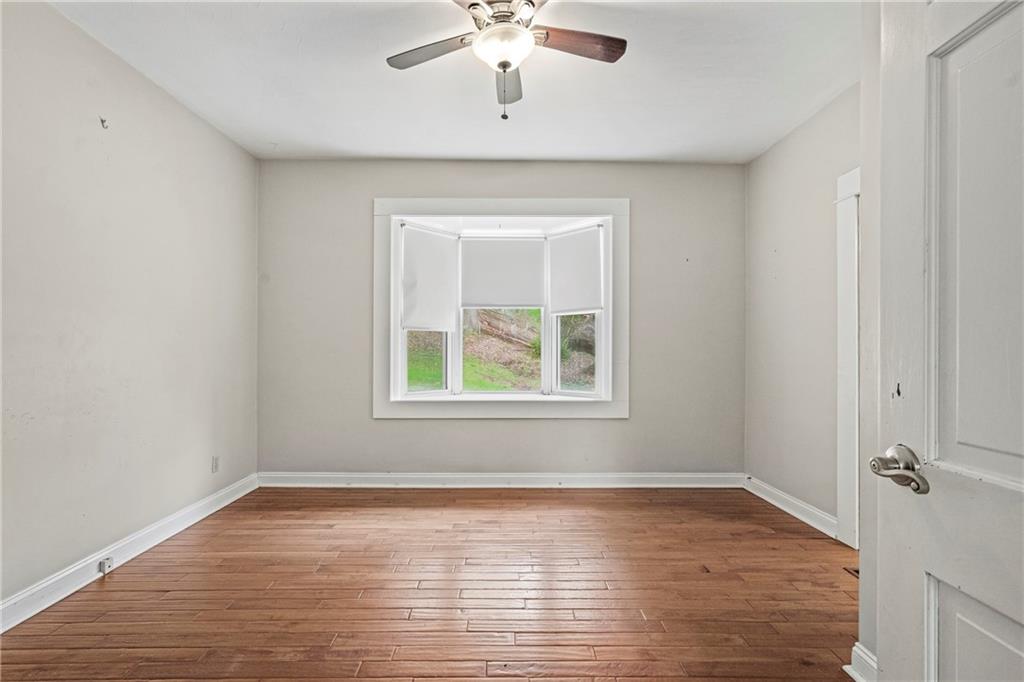 301 Redgate Road Sewickley, PA 15143 - Photo 6 of 20 BEDROOM 1