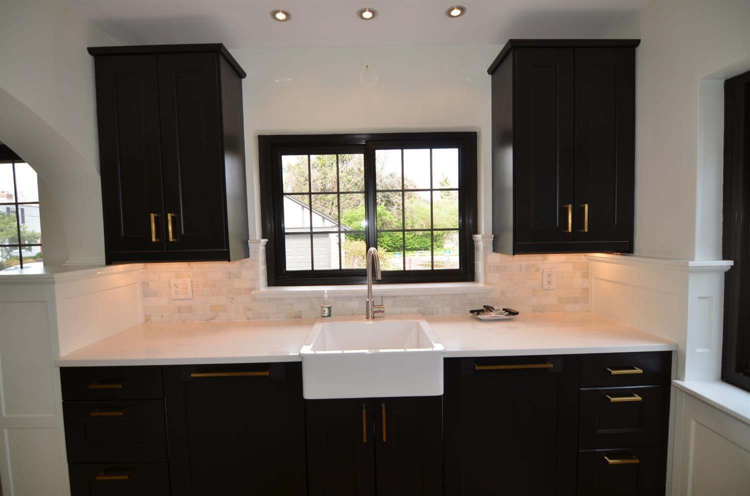7619 Montgomery Road Cincinnati, OH 45236 - Photo 5 of 36