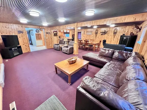$749,000 | 5713 Crane Lake Road, Buyck, MN 55771