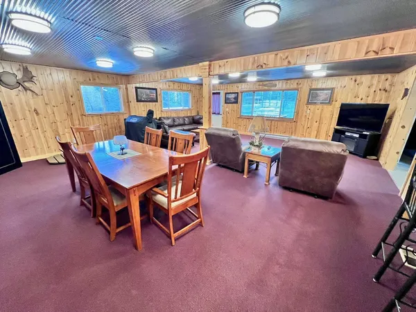 $749,000 | 5713 Crane Lake Road, Buyck, MN 55771