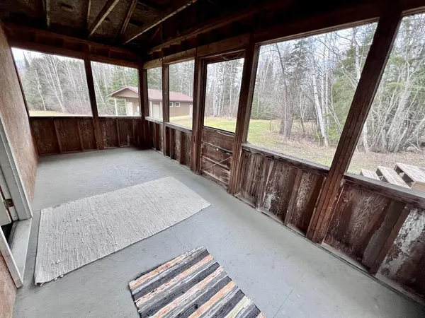 $749,000 | 5713 Crane Lake Road, Buyck, MN 55771