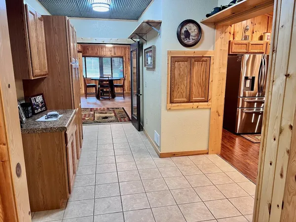 $749,000 | 5713 Crane Lake Road, Buyck, MN 55771