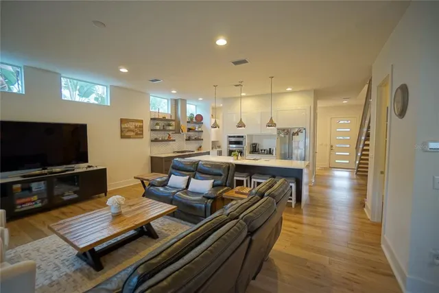 $7,350 | 209 South Trask Street, Tampa, FL 33609