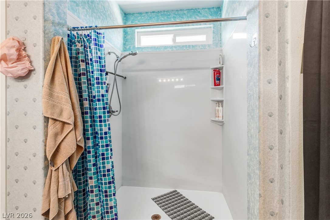 2823 Rippling Springs Street Laughlin, NV 89029 - Photo 33 of 89 Primary Bathroom with a walk-in shower