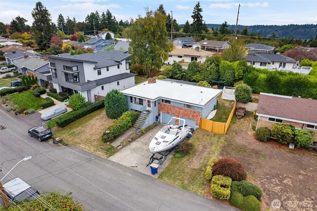 $3,000 | 5227 116th Place Southeast, Bellevue, WA 98006