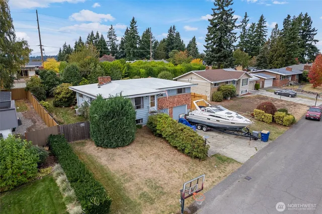 $3,000 | 5227 116th Place Southeast, Bellevue, WA 98006