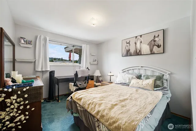 $3,000 | 5227 116th Place Southeast, Bellevue, WA 98006