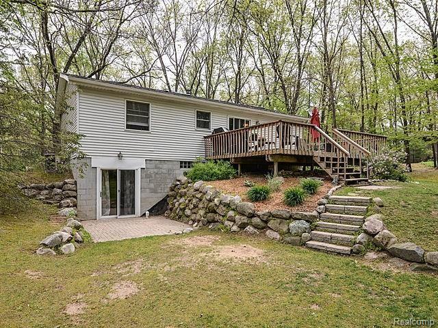 5859 Crandall Road Howell, MI 48855 - Photo 43 of 46 aug_1136.jpg