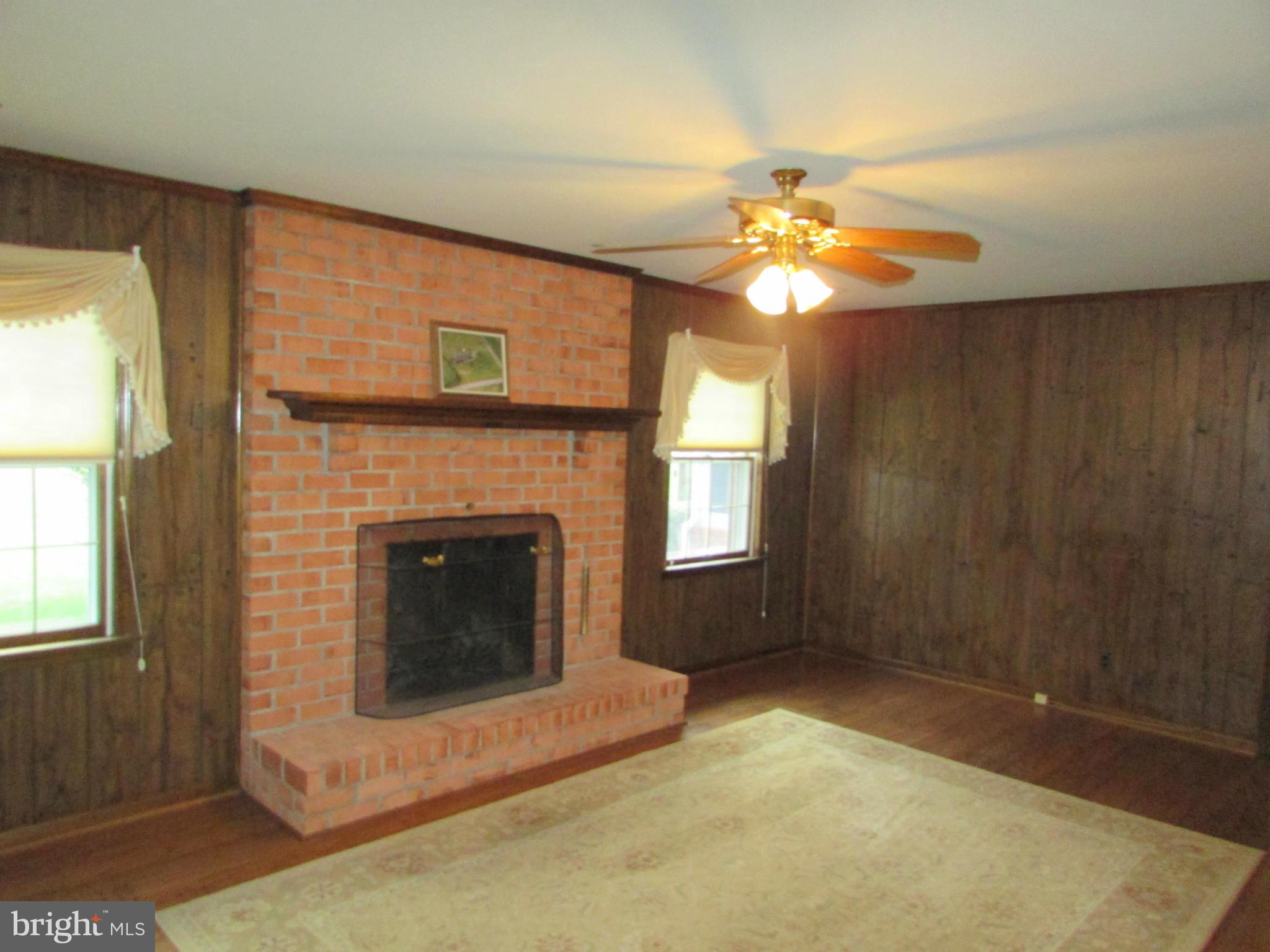 1365 Uniontown Road Westminster, MD 21158 - Photo 15 of 30 Family Room