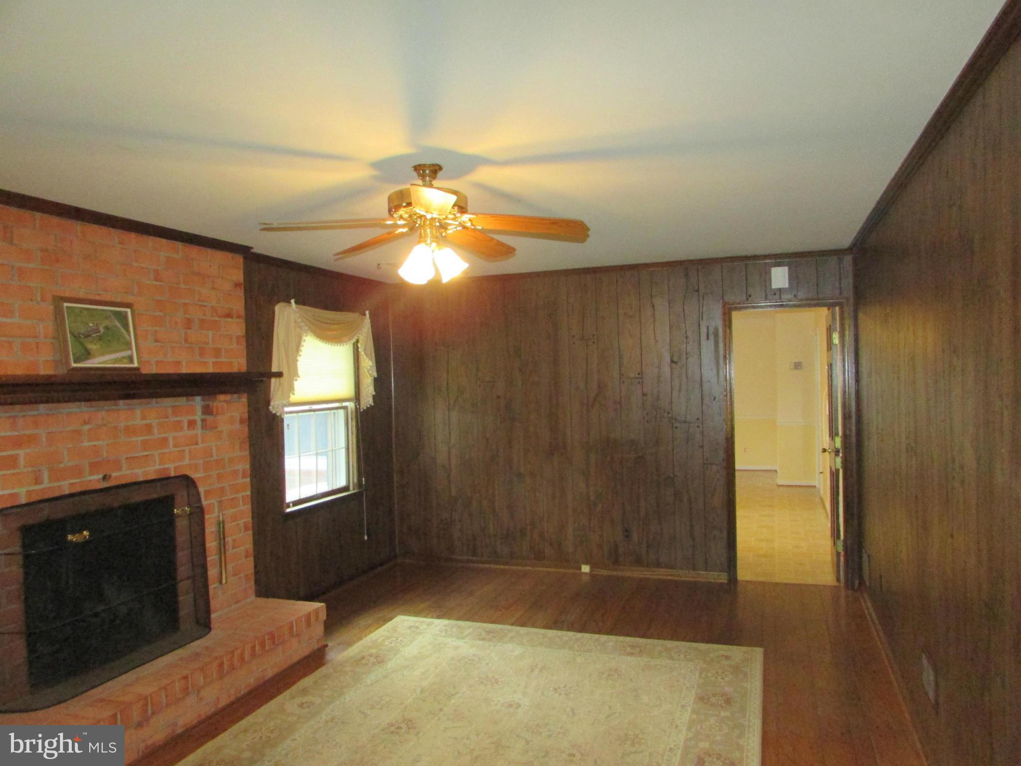 1365 Uniontown Road Westminster, MD 21158 - Photo 16 of 30 Family Room