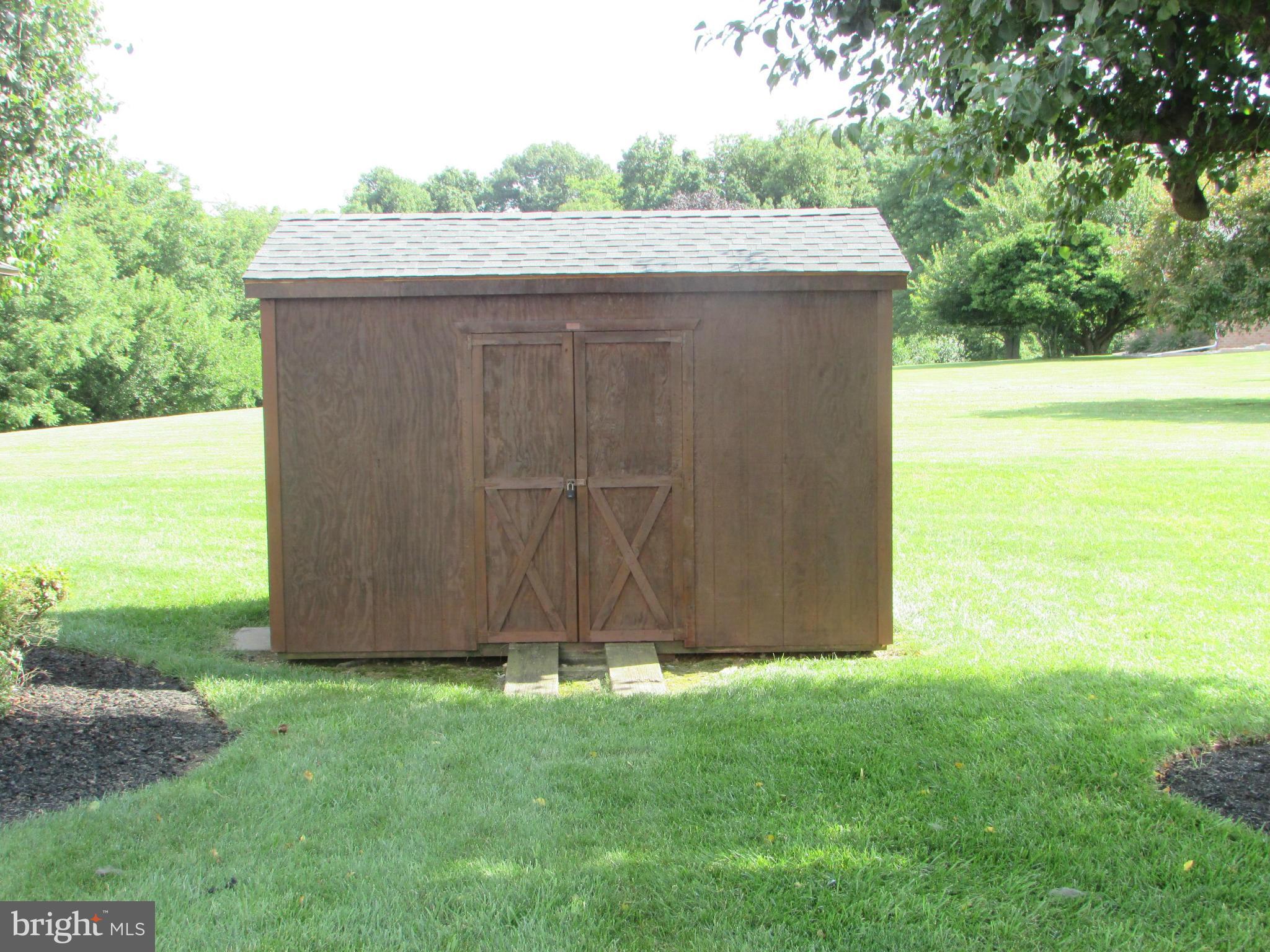 1365 Uniontown Road Westminster, MD 21158 - Photo 28 of 30 Shed