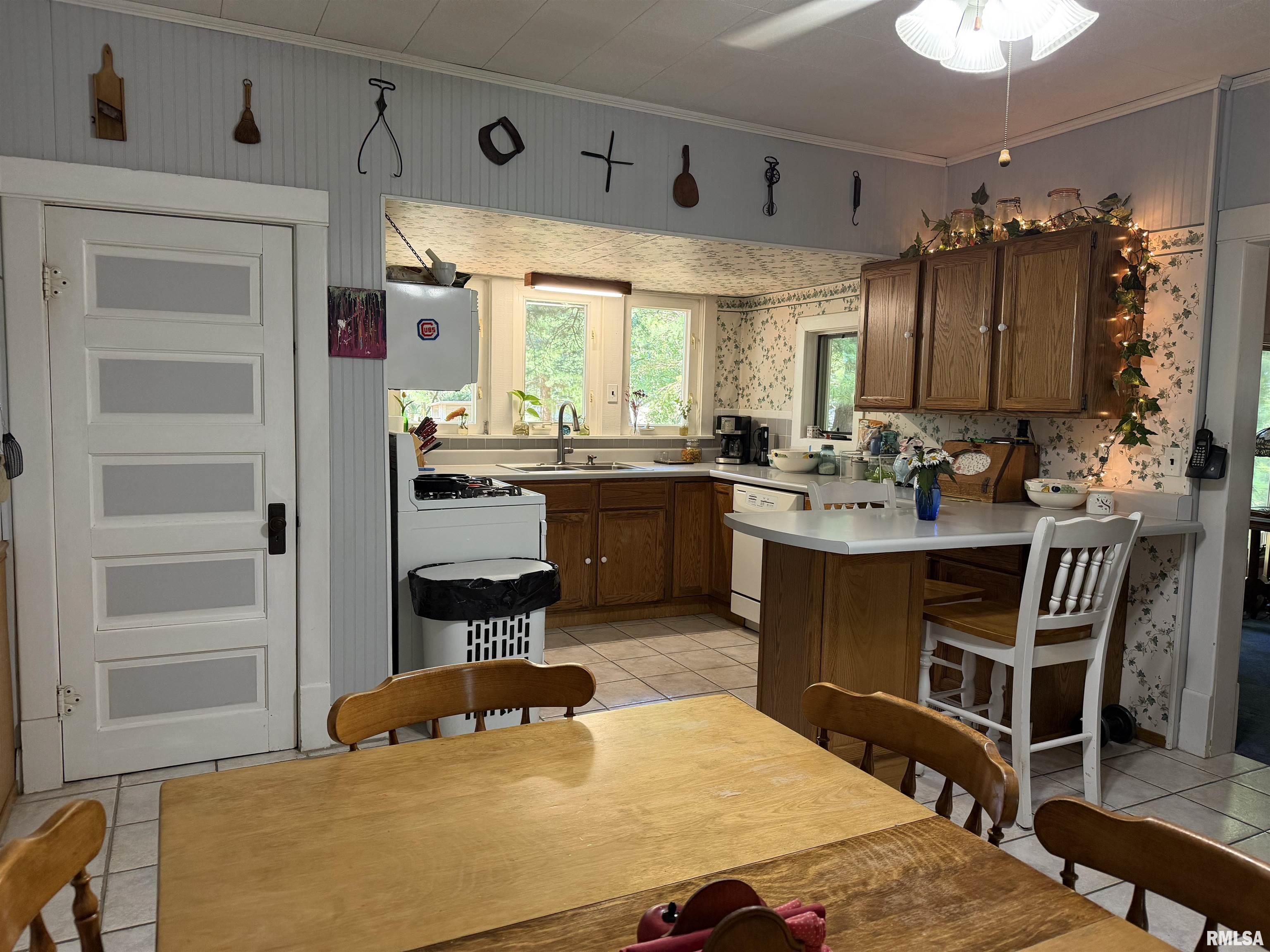 499 Front Street Bushnell, IL 61422 - Photo 21 of 53