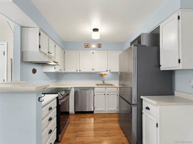 $249,500 | 3320 South Ammons Street, Unit 206, Lakewood, CO 80227