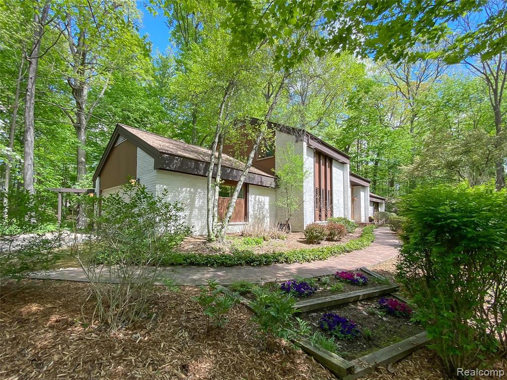 29000 Halsted Road Farmington Hills, MI 48331 - Photo 45 of 48