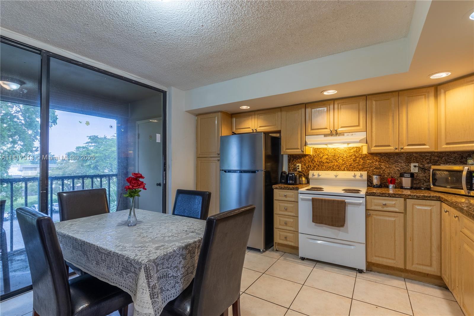 8420 Southwest 133rd Avenue Road, Unit 419 Miami, FL 33183 - Photo 9 of 24 Gallery Image 9