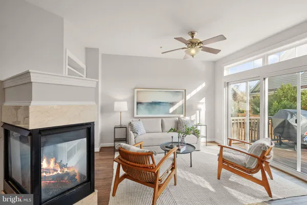 $825,000 | 6719 Aspen Trace Court, Annandale, VA 22003