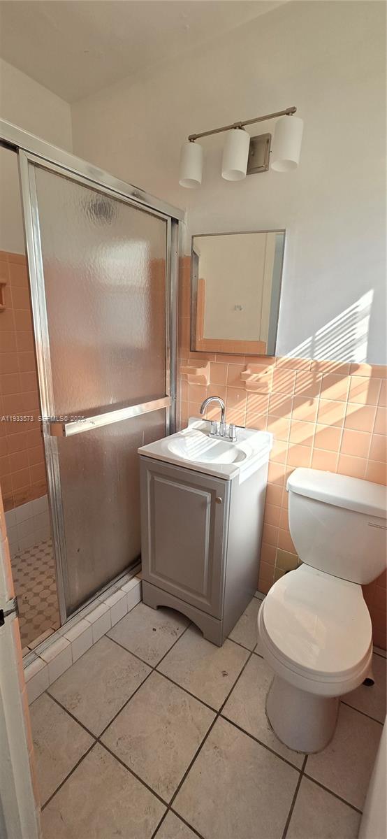 744 85th Street, Unit 4 Miami Beach, FL 33141 - Photo 11 of 20