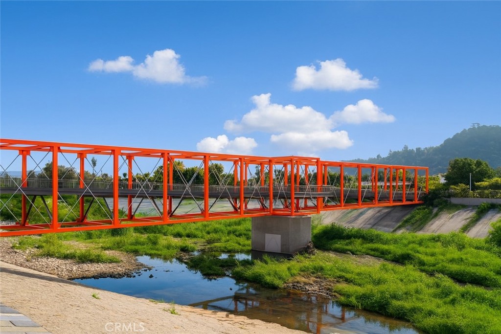 2581 Arvia Street, Unit 3 Los Angeles, CA 90065 - Photo 41 of 52 a view of a swimming pool with a yard