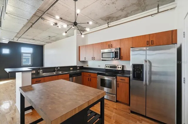 $349,900 | 10 North Summerlin Avenue, Unit 7, Orlando, FL 32801