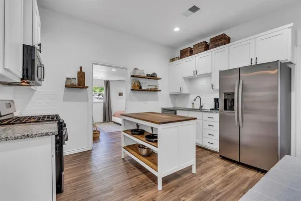 $295,000 | 421 North Main Street, Farmersville, TX 75442