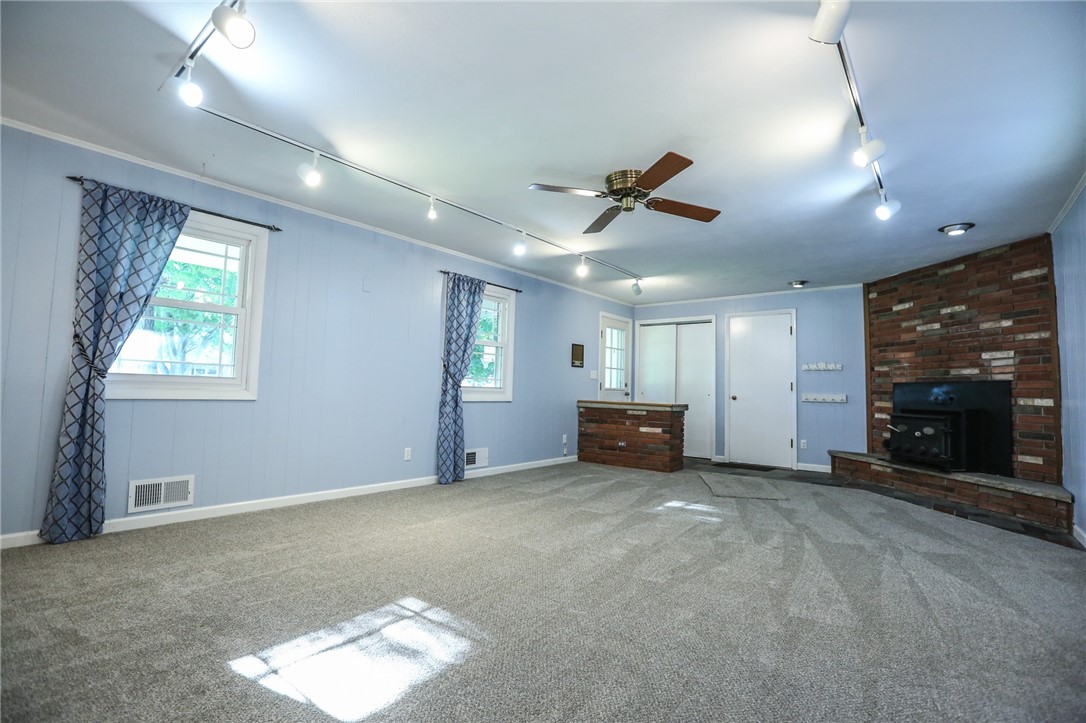 217 Judson Street Webster, NY 14580 - Photo 13 of 46