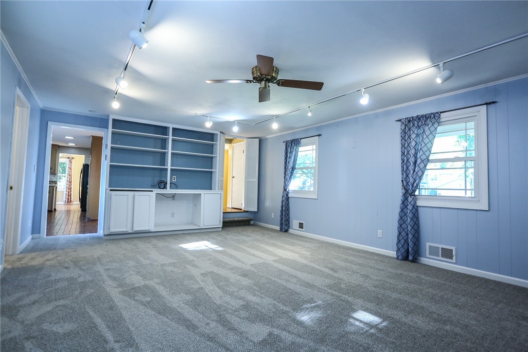 217 Judson Street Webster, NY 14580 - Photo 17 of 46