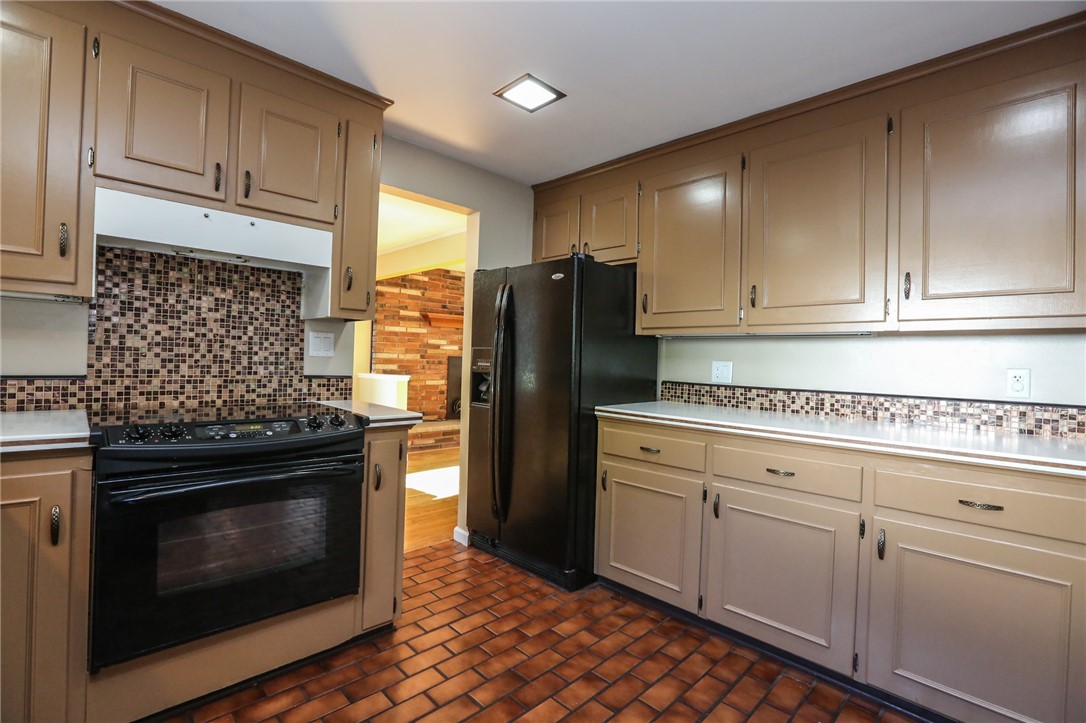 217 Judson Street Webster, NY 14580 - Photo 6 of 46