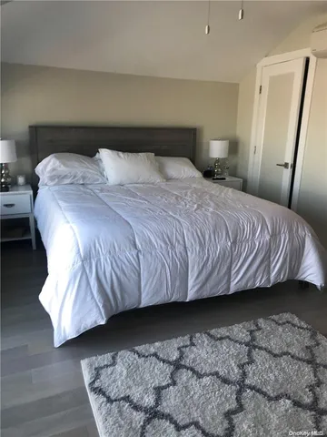 $9,000 | 446 Dehnhoff Walk, Ocean Beach, NY 11770