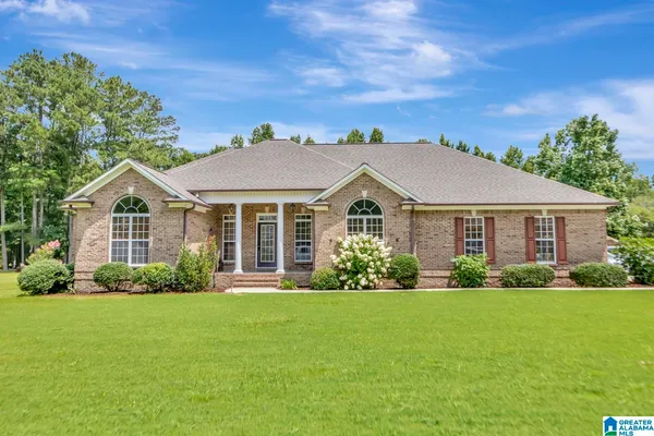 $400,000 | 157 County Road 482, Hanceville, AL 35077