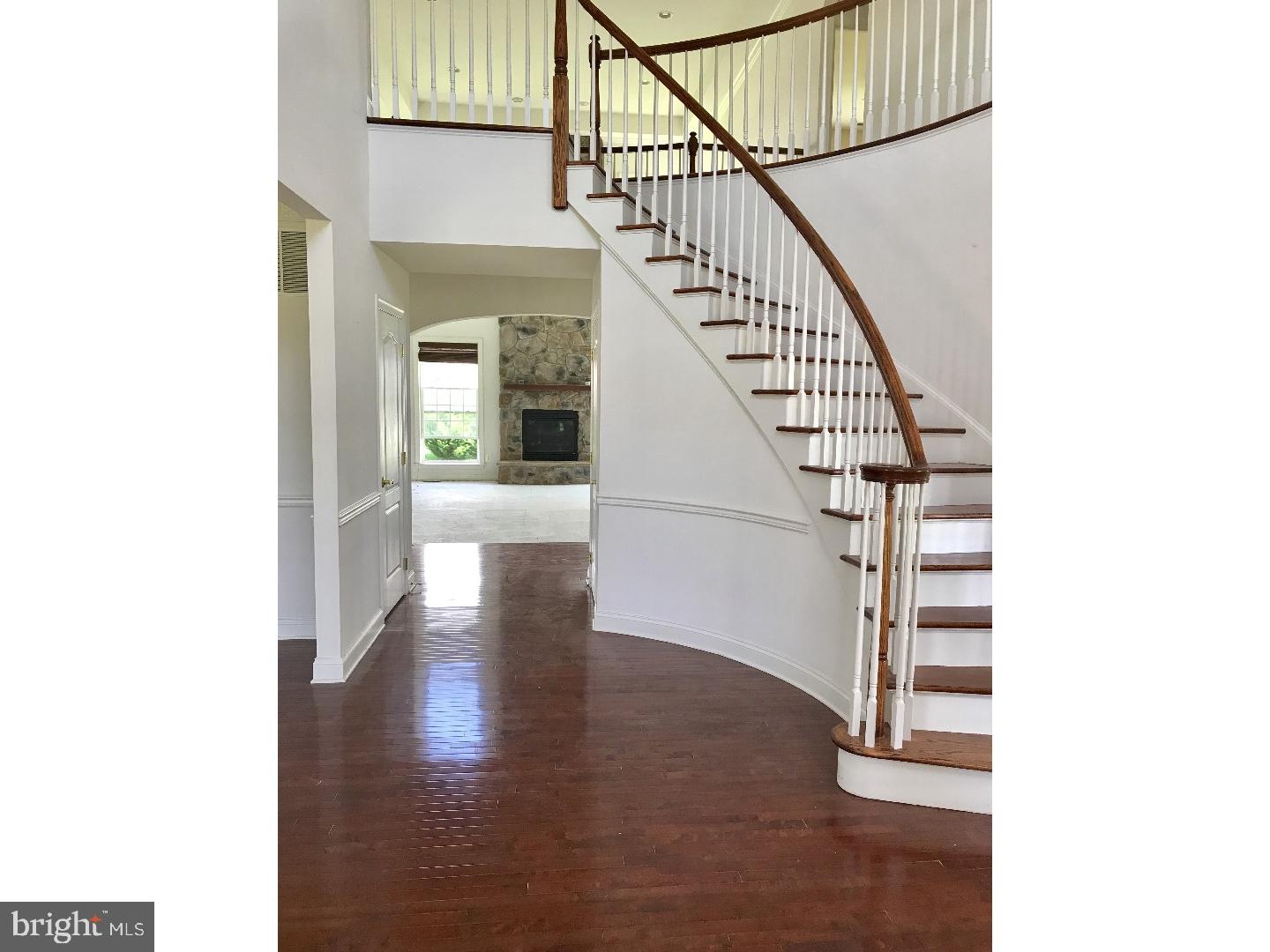52 Curtmantle Road Mickleton, NJ 08056 - Photo 3 of 21 Foyer