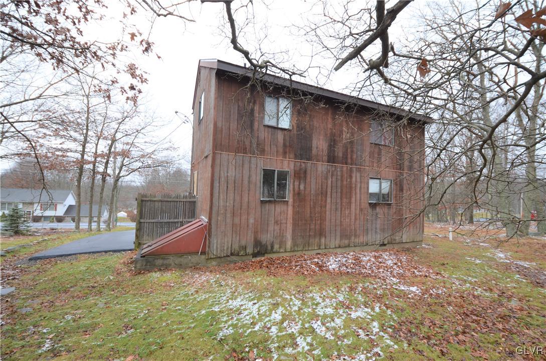 4841 Pine Ridge Drive West Bushkill, PA 18324 - Photo 13 of 14 Gallery Image 13