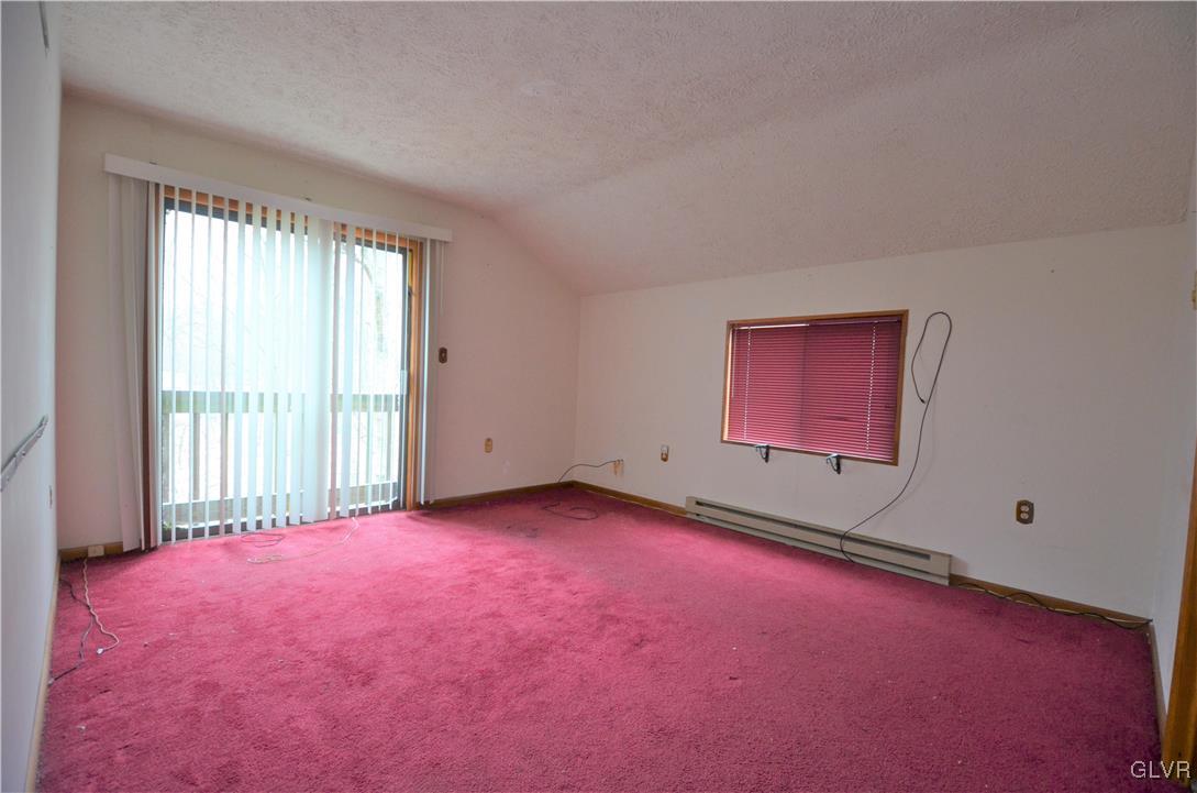 4841 Pine Ridge Drive West Bushkill, PA 18324 - Photo 10 of 14 Gallery Image 10