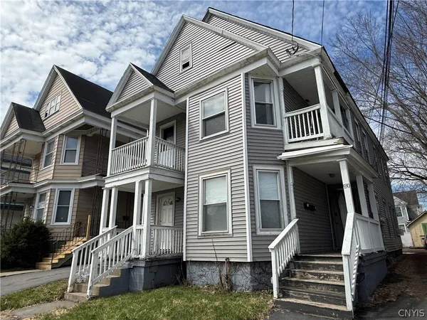 $187,900 | 930 Brayton Park Place, Utica, NY 13502