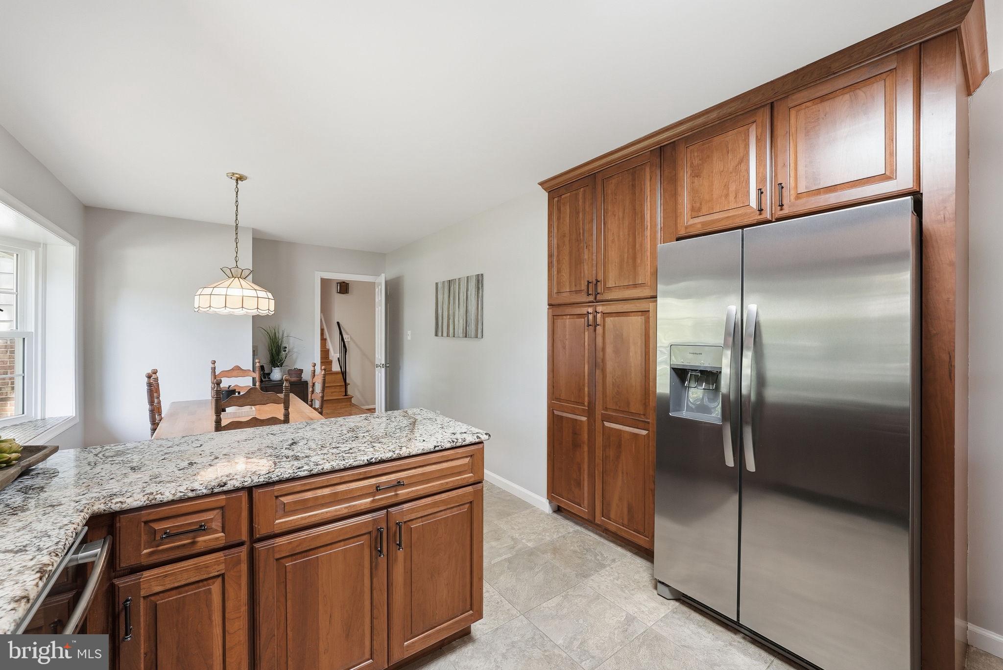 2327 Riviera Drive Vienna, VA 22181 - Photo 6 of 42 Kitchen