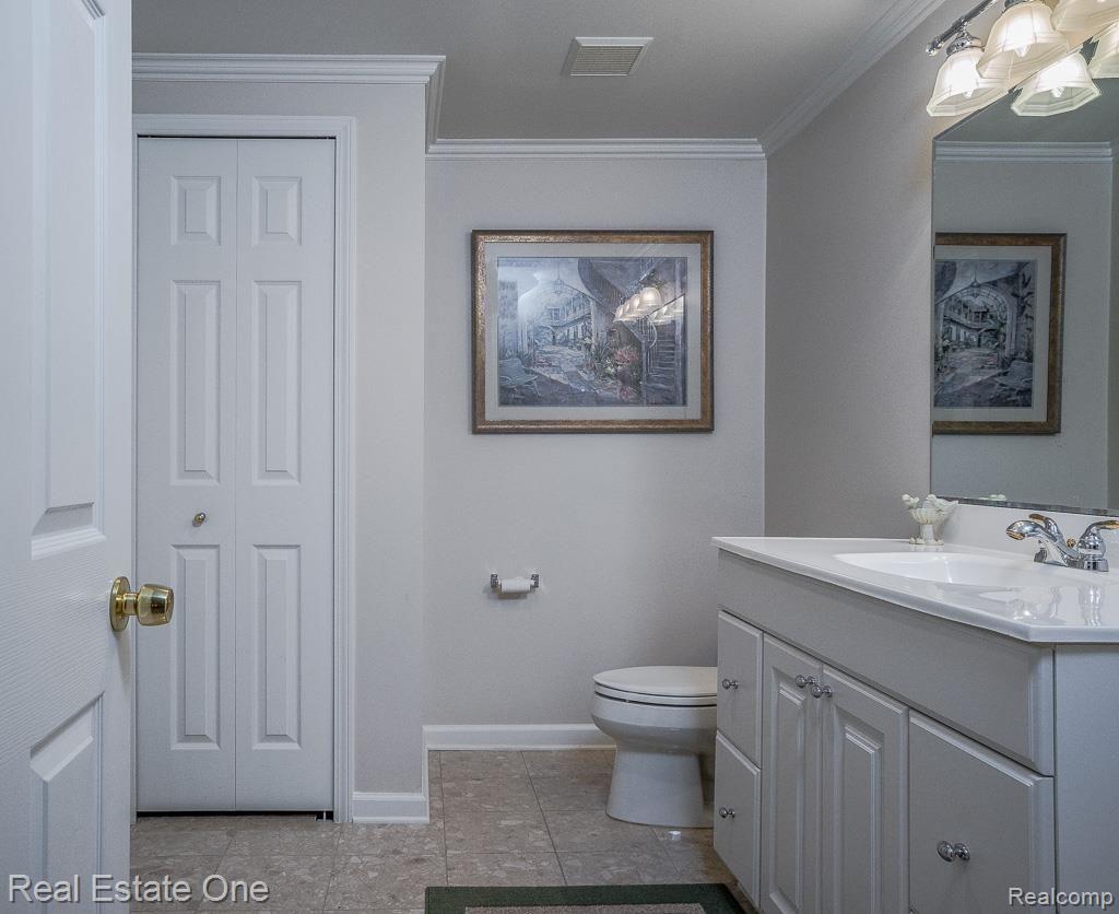 633 Appoline Court Rochester, MI 48307 - Photo 31 of 32 633 Appoline, Rochester MI, Koteles, 05-18-15-943-Edit-23.jpg
