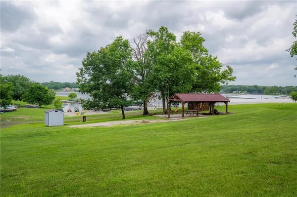 $95,000 | 1904-1905 Lake Viking Terrace, Gallatin, MO 64640