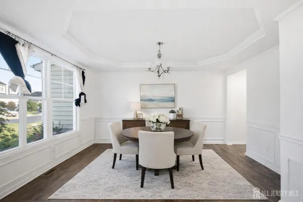 $1,299,999 | 3 Cairnes Lane, East Brunswick, NJ 08816