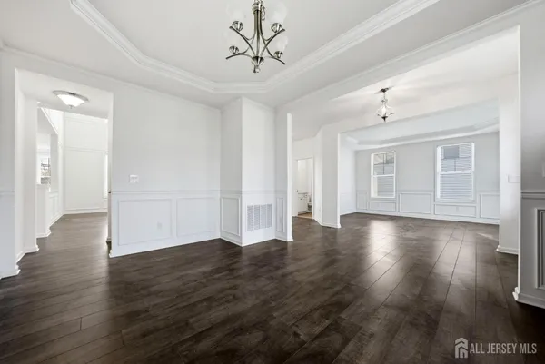 $1,299,999 | 3 Cairnes Lane, East Brunswick, NJ 08816