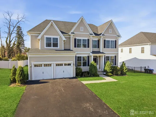 $1,299,999 | 3 Cairnes Lane, East Brunswick, NJ 08816