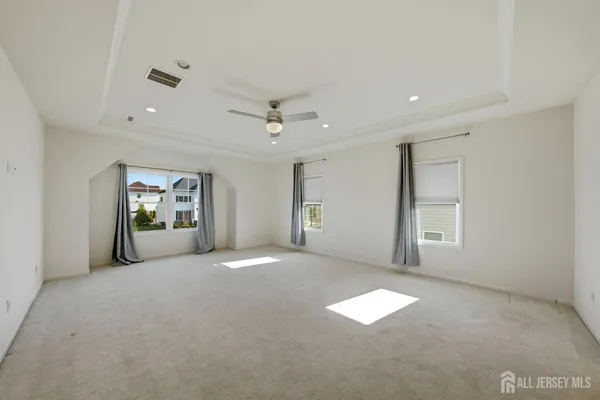 $1,299,999 | 3 Cairnes Lane, East Brunswick, NJ 08816