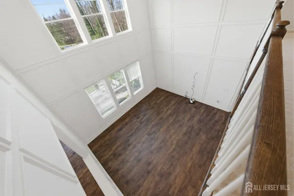 $1,299,999 | 3 Cairnes Lane, East Brunswick, NJ 08816