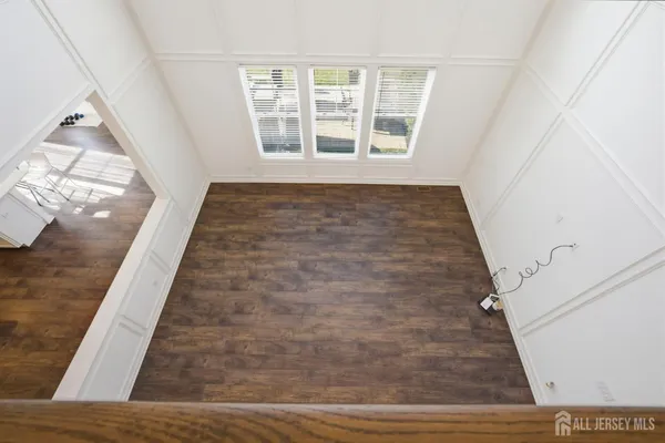 $1,299,999 | 3 Cairnes Lane, East Brunswick, NJ 08816